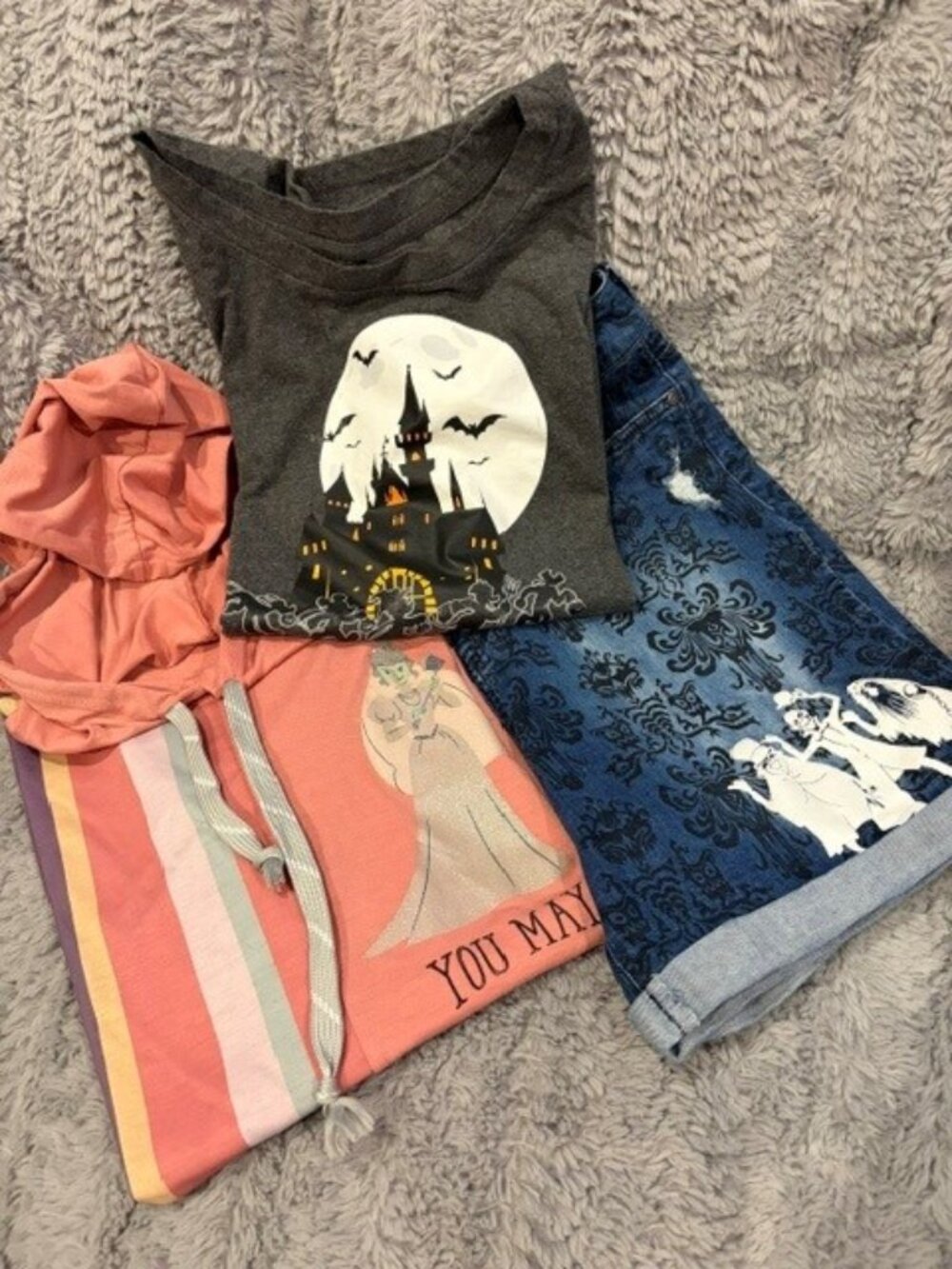Disney Haunted Mansion Bundle Set Size Large EUC!